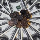 Россия или откажется от доллара, или дождется курса в 94,5 рубля