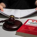 Возбуждены дела против действующего и двух бывших глав Минстроя
