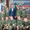 Глава Хакасии встретился с воспитанниками клуба «Десантник»